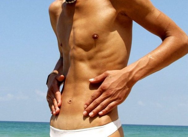 Начальная стадия анорексии у мужчины Начальная стадия анорексии у мужчины