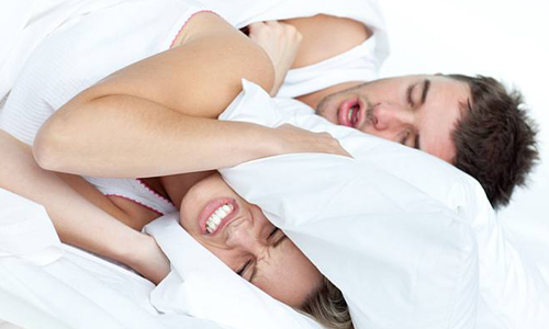 Храпящий муж Храпящий муж