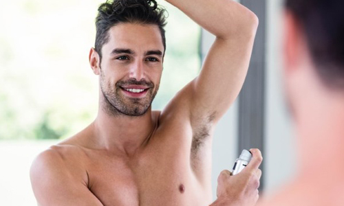 Использование антиперспиранта Использование антиперспиранта