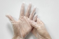 Использование перчаток