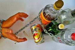 Чрезмерное употребление алкоголя Чрезмерное употребление алкоголя