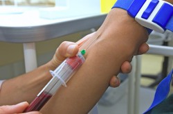 Анализ крови на гепатит, ВИЧ, группу и резус перед операцией Анализ крови на гепатит, ВИЧ, группу и резус перед операцией