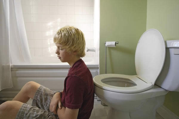 Симптомы синехии - боли при мочеиспускании у мальчиков Симптомы синехии - боли при мочеиспускании у мальчиков