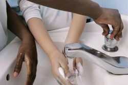 Пренебрежения правилами личной гигиены - возможная причина появления прыщей Пренебрежения правилами личной гигиены - возможная причина появления прыщей