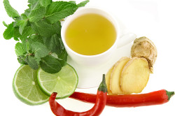 Зеленый чай с корнем имбиря и красным перцем Зеленый чай с корнем имбиря и красным перцем