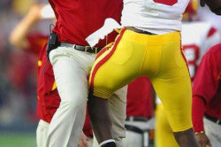 Нанесенная ранее травма - одна из возможных причин возникновения фимоза Нанесенная ранее травма - одна из возможных причин возникновения фимоза