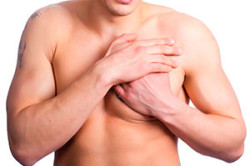 Одностороннее увеличение груди у мужчин Одностороннее увеличение груди у мужчин