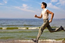 Пробежка на морском побережье Пробежка на морском побережье