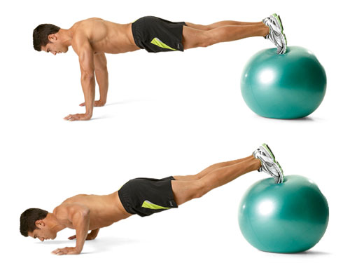 Упражнения Кегеля для мужчин с мячом