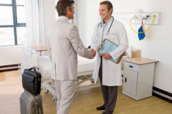 Посещение уролога для обследования Посещение уролога для обследования